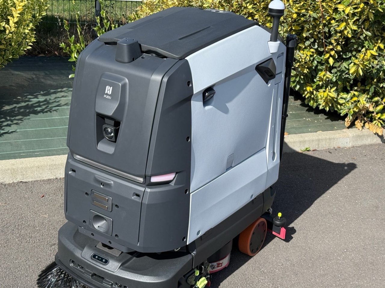 Robot autolaveur autonome NéoPro Services
